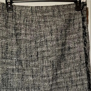 New York & Company Brand Ladies Casual Skirt Size 10‎